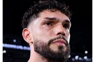 记者：阿德雷特今日抵达英格兰接受桑德兰体检，总价1300万欧元