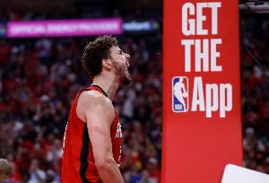 媒体人：申京这欧洲杯真不白打 有他在火箭这个进攻还是能看的