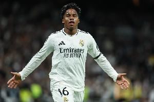 队报：丰塞卡已说服恩德里克加盟里昂 皇马要求有租借费图片